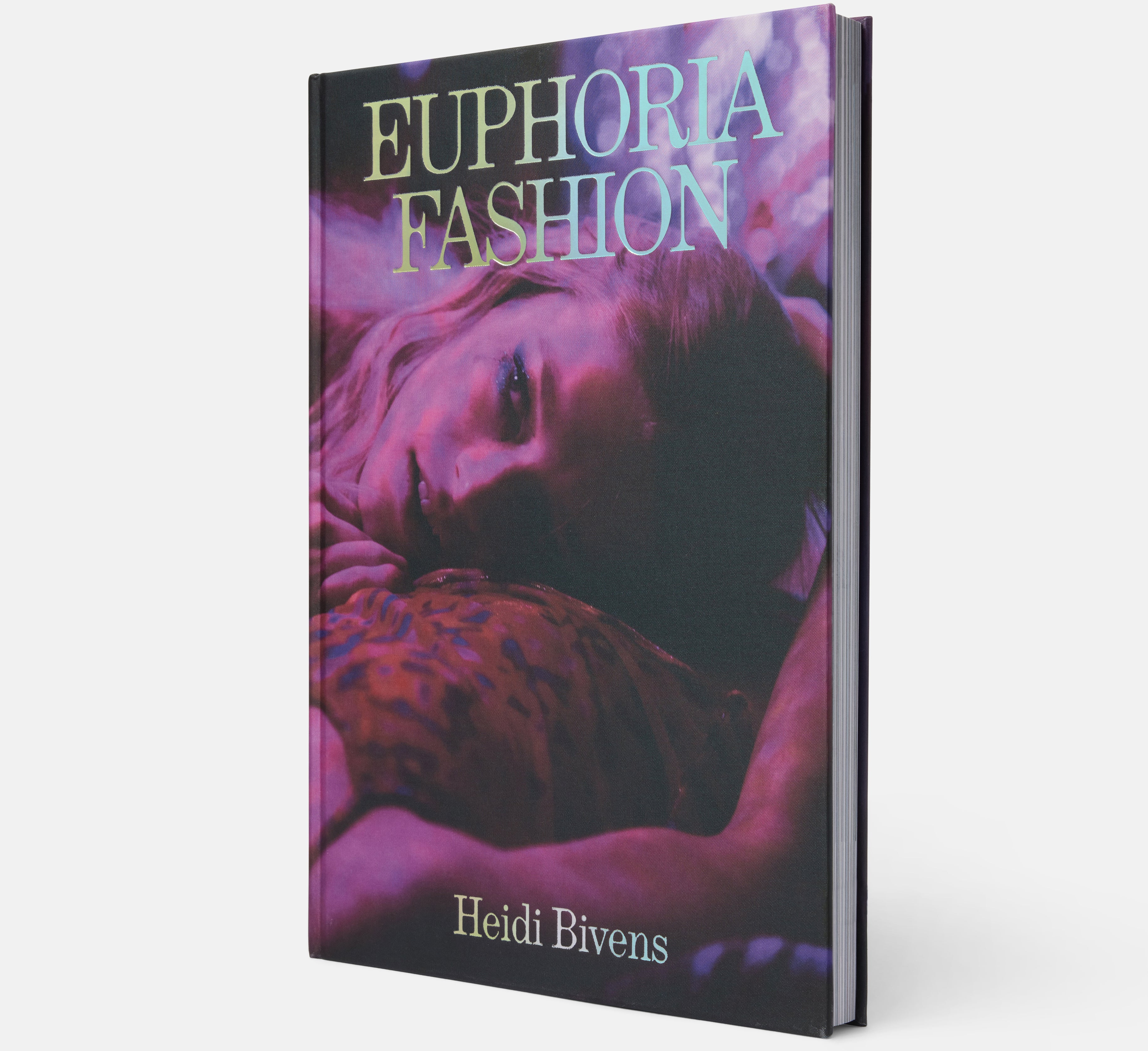 20230302_A24_EurphoriaFashion_Book_23283-1x1-gray_EDIT.jpg