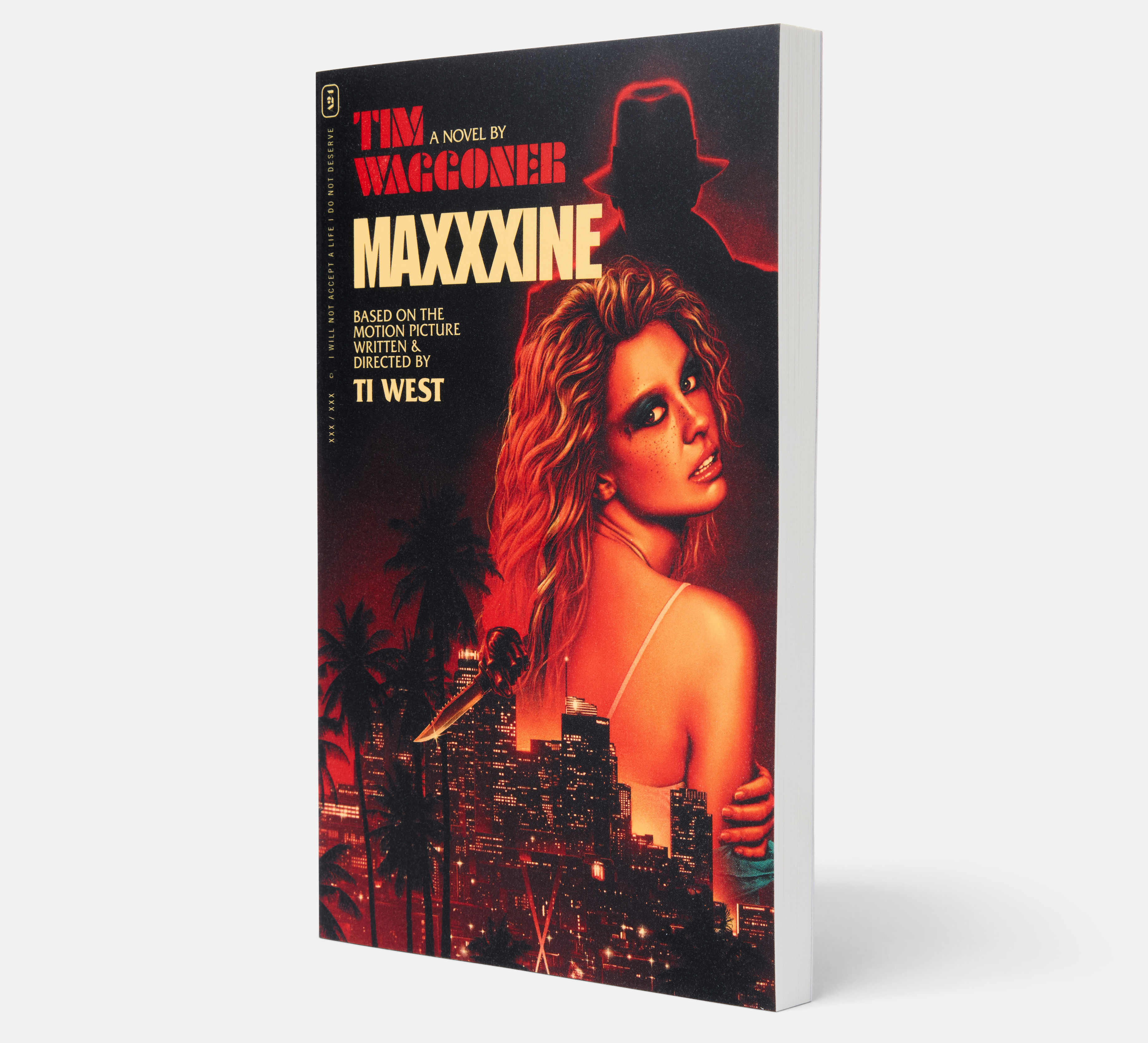 20250313_A24_Maxxxine_Novel_18977-1x1-gray.png
